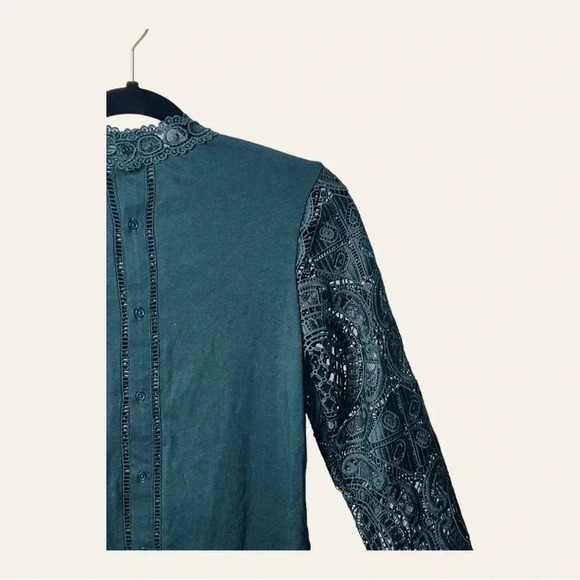 0389. JAMES COVIELLO NEW YORK EMBROIDERED TOP SHEER FRONT SOLID BACK SIZE XSMALL - Picture 8 of 11